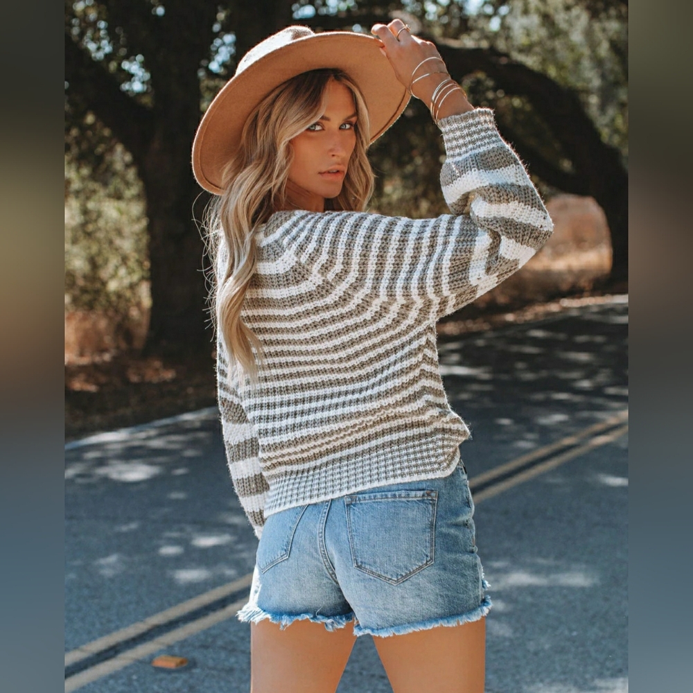 VICI COLLECTION AUSTEN STRIPED BUTTON FRONT KNIT CARDIGAN - Picture 2 of 11